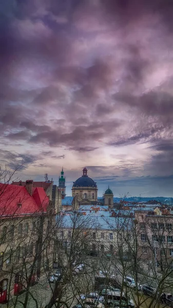 Noel Tatillerinde Lviv Eski Şehir Mimarisi Eski Şehir Mimarisi Noel — Stok fotoğraf