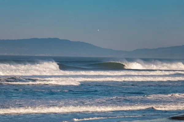 Big Waves Breaks v severní Kalifornii u San Franciska — Stock fotografie