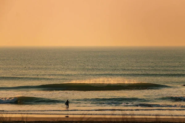 Big Waves Breaks no norte da Califórnia perto de São Francisco — Fotografia de Stock