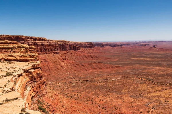 Moki Dugway 'den geniş bir çöl manzarası.