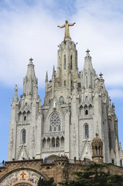 Mount Tibidabo İsa heykeli