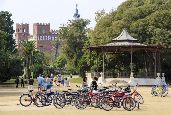 Barcelona, İspanya - 26 Eylül 2014: Bisiklet Park Parc de la Ciutadella Barcelona, İspanya
