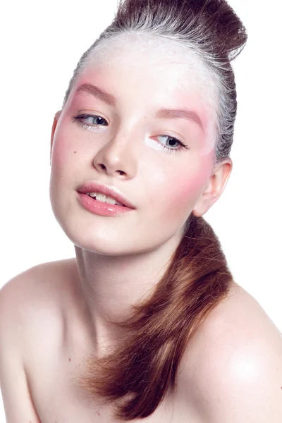 Młode modelki z niezwykłych Ptasiek makijaż w kolorze różowym i białym. Obrazek Stockowy