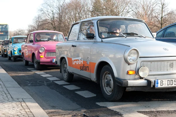 Kolejki samochodów Trabant — Zdjęcie stockowe