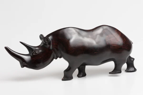 Escultura madera de rinoceronte — Foto de Stock