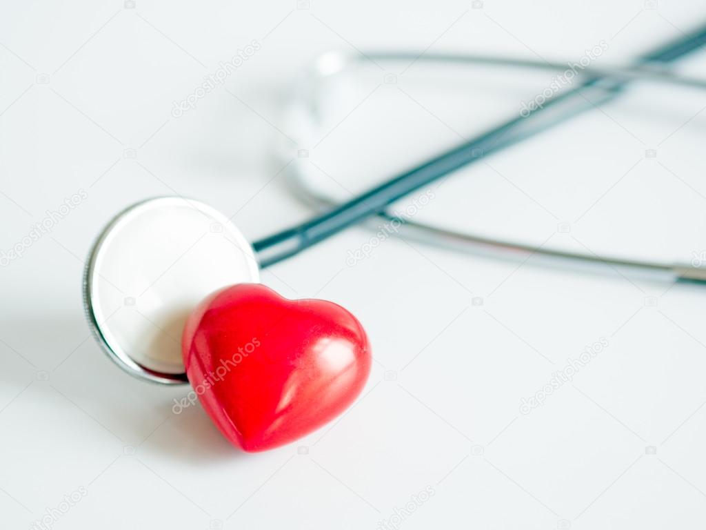 Heart with stethoscope 