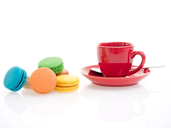 Espressotasse mit Macarons — Stockfoto