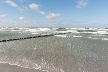 Baltık denizinde dalgalar