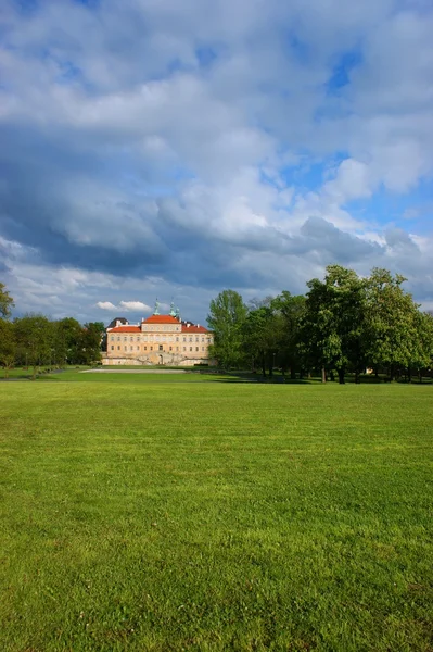 Tjeckien, slottet Duchcov — Stockfoto