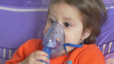 Çocuk ve nefes Nebulizatör