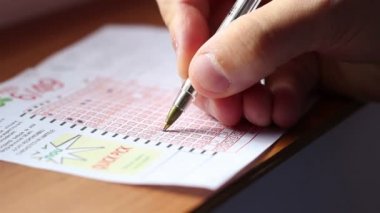 şanslı piyango bileti