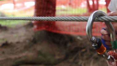 Bir uçan tilki makara montaj