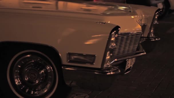 Night Parked Old Car — Stock Video