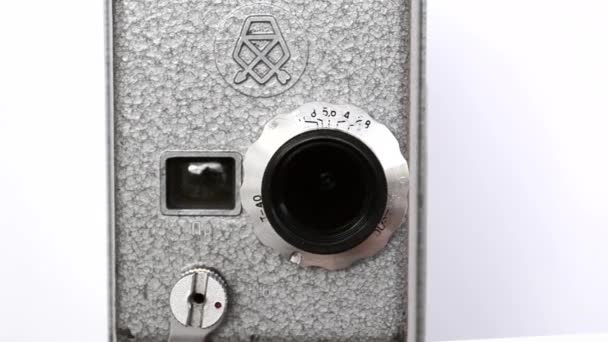 Oude Hand Held Reel filmcamera 9 — Stockvideo