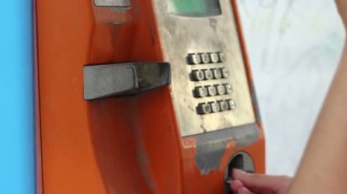 Rusty telefon kulübesi