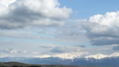 Karlı dağlar mesafe