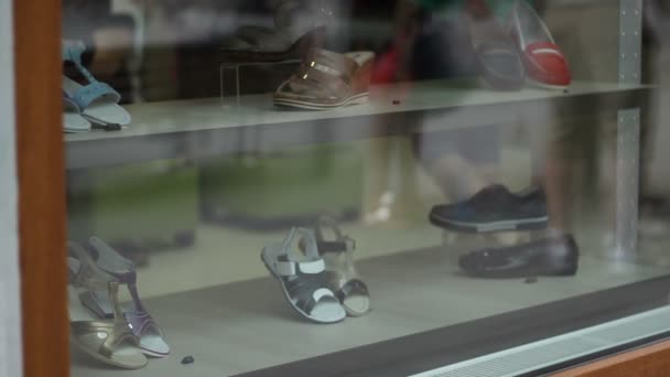 Buty na sprzedaż — Wideo stockowe