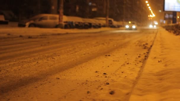 Snowy Night Avenue Traffic — Stock Video