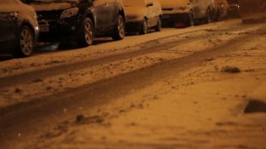 Gece yol kar bıçak