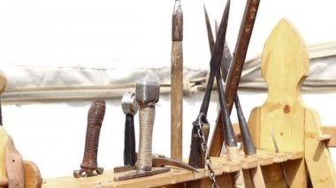 Kılıç Spears Maces