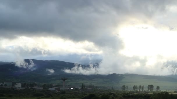雾镇上升 — 图库视频影像