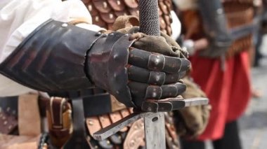 Savaş için bekleyen