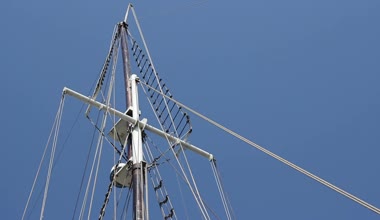 bir gemi direği