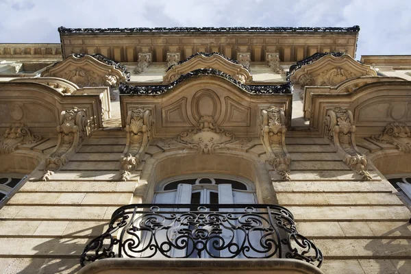 Facade of a French mansion — Stock Photo, Image