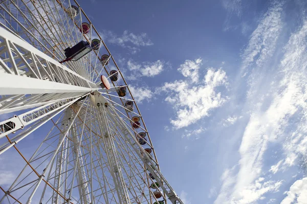 Big wheel in a fairground — Stock Photo, Image