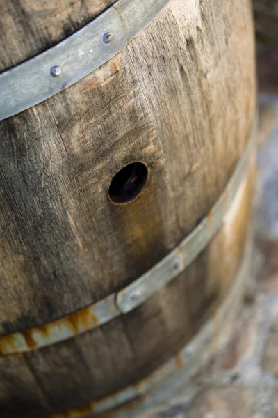 Old oak barrel — Stock Photo, Image