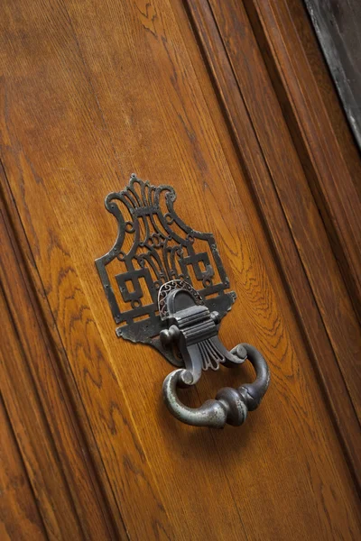 Wrought iron knocker — Stock Photo, Image