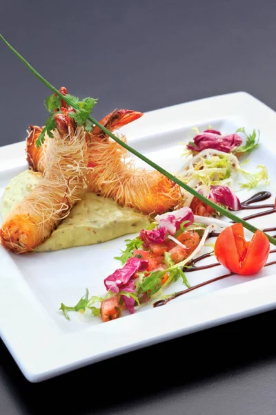 Large Fried Shrimp Chinese Vermicelli Celery Puree Raw Salad — Stock Photo, Image