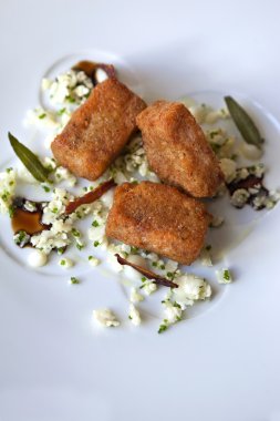 Domuz ayağı çörek