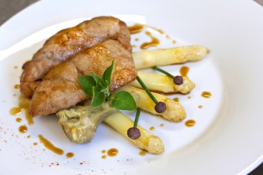 Sweetbreads ve sebze