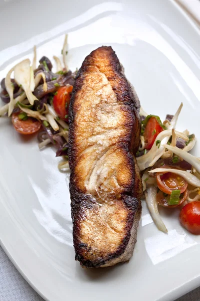 Filete de pescado y verduras —  Fotos de Stock