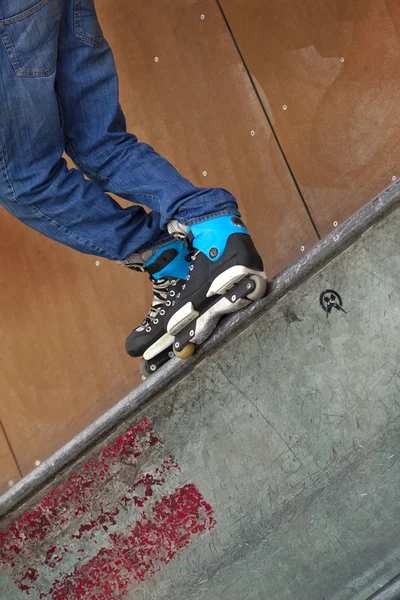 スケートパークでローラのクローズ アップ — ストック写真
