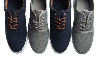 İzole, dört gri ve mavi spor ayakkabı