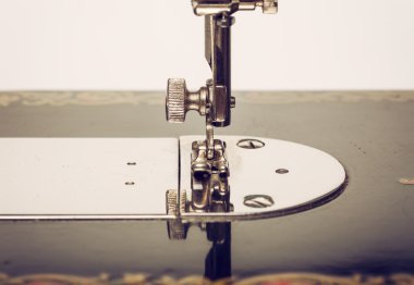 Vintage dikiş makinesinden iğne