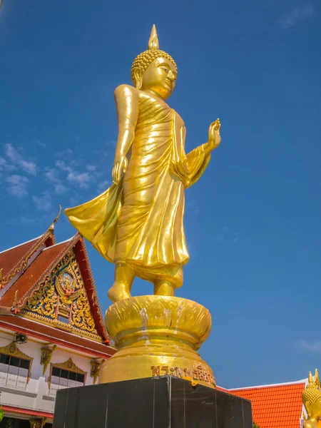 Buda de pé, Bangkok, Tailândia — Fotografia de Stock