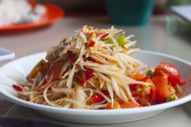  Tay tarzında papaya salatası