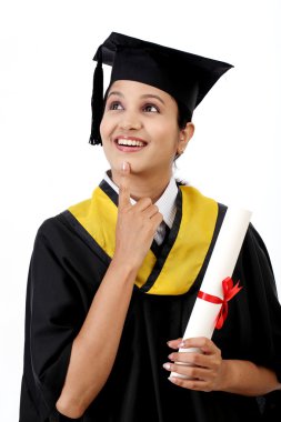 Başarılı genç kadın mezunu 