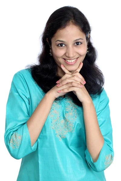Glada unga indisk kvinna — Stockfoto