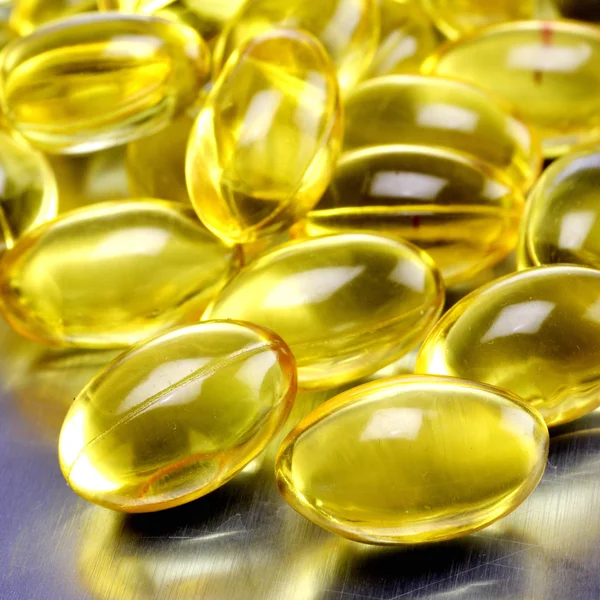 Cod liver oil pills — Stock Photo, Image