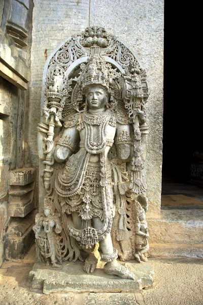 Hoysala temppeli, Halebidu, Karnataka, Intia — kuvapankkivalokuva