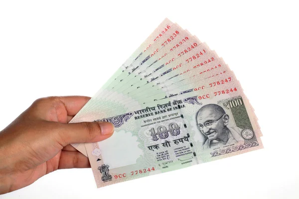 Рука з індійських рупій notes — стокове фото
