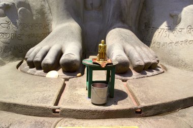 Gomateswara Bahubali en büyük monolitic heykel