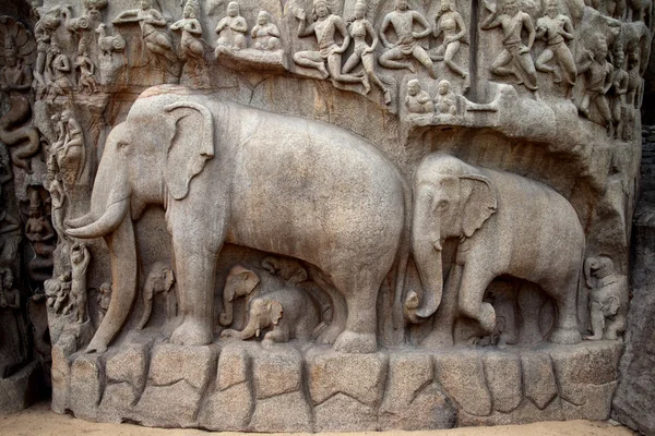 Arjuna 's Penance Bas-relief em Mahabalipuram — Fotografia de Stock