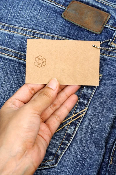 Preisschild über der Jeans — Stockfoto