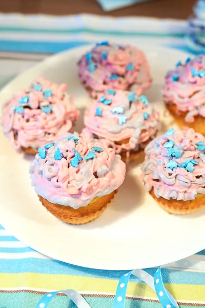 Cupcakes Caseros Rosa Azul Para Fiesta Cumpleaños —  Fotos de Stock