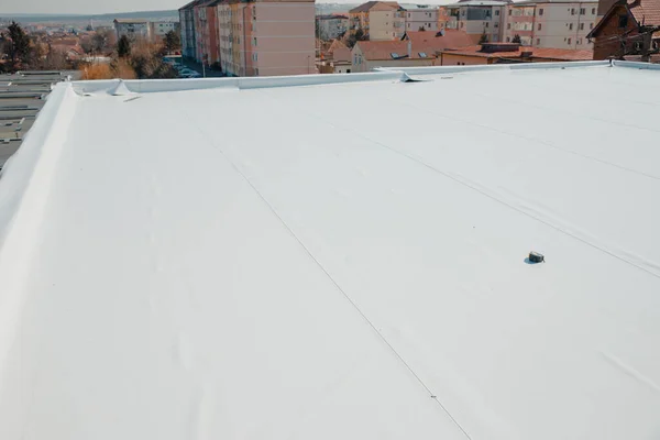 Toit Plat Avec Étanchéité Membrane Pvc Soudée Air Chaud Pour — Photo